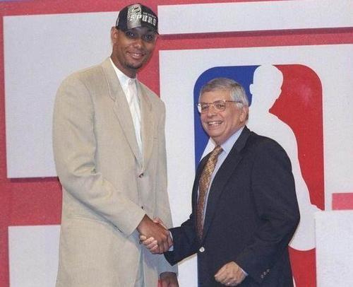 竞争中探索 竞争中探索