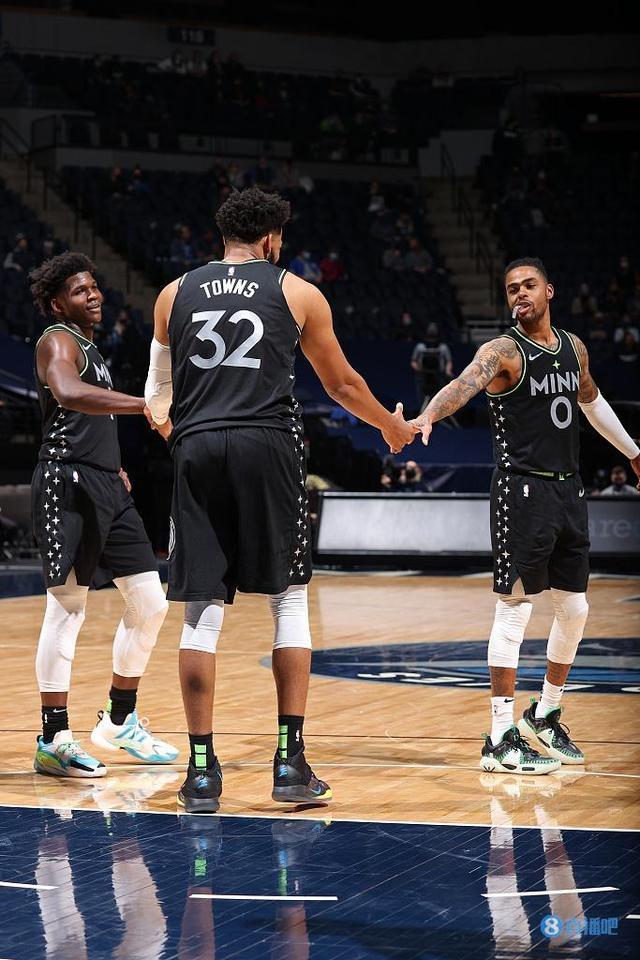 始带队冬训 始带队冬训